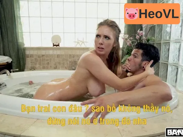 ảnh sex lộ Lẻn vào phòng tắm chung với bà chị họ